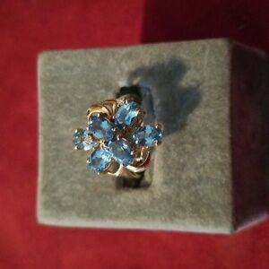 14K gold Ring with Topaz and Diamonds